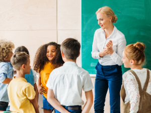 Student &amp; Teacher Discounts icon