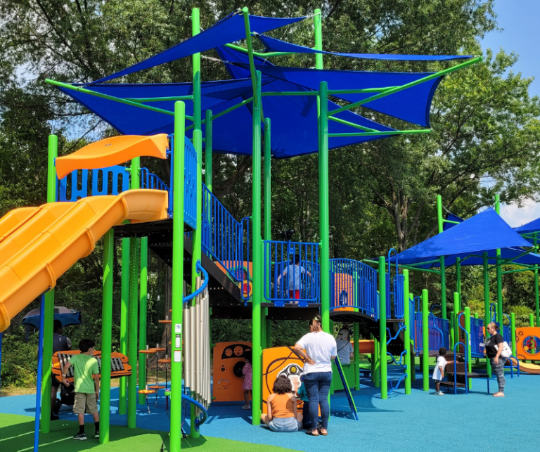 Lakefront Attractions | Rio Lakefront